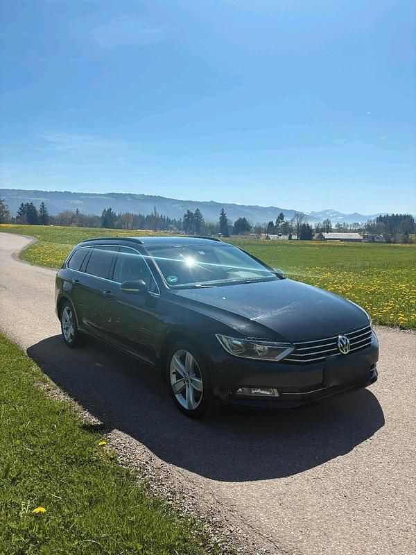 Gebraucht VW Passat 121 PS (88 kW) 2015 Kombi