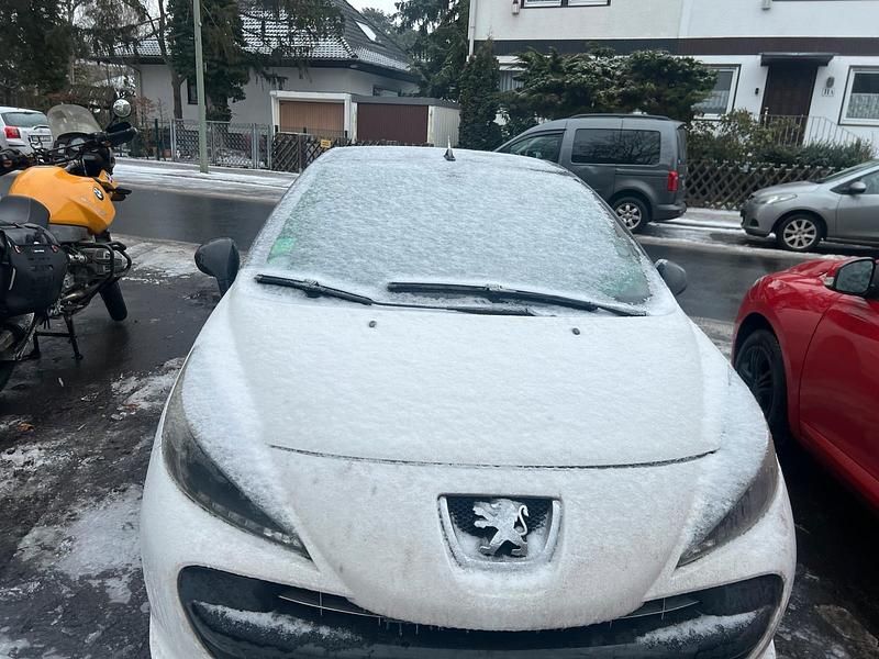 Gebraucht Peugeot 207 CC 2008 Weiß Cabrio