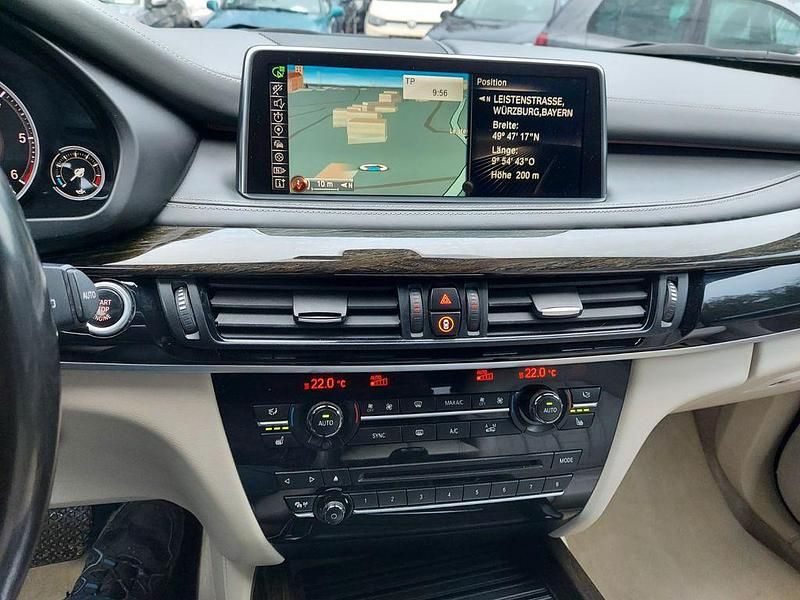 Gebraucht BMW X5 M Sport 313 PS (230 kW) 2016 Grau SUV