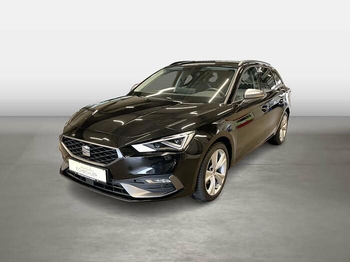 Midnight schwarz Gebraucht 2024 Seat Leon FR-Line Kombi | 28.799 € (Fairer Preis) - Bild 1/4