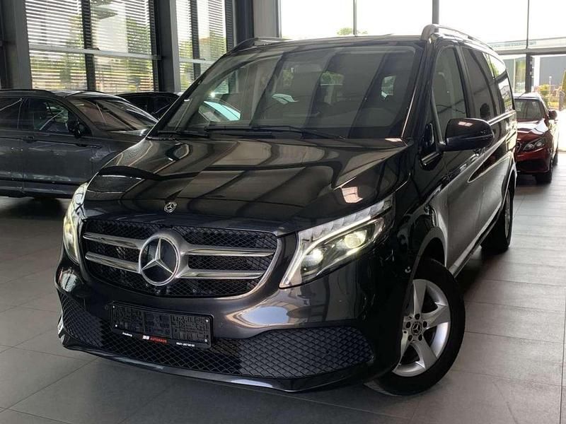 Other Gebraucht 2020 Mercedes 300 Avantgarde Kombi | 59.999 € (Teuer) - Bild 1/1