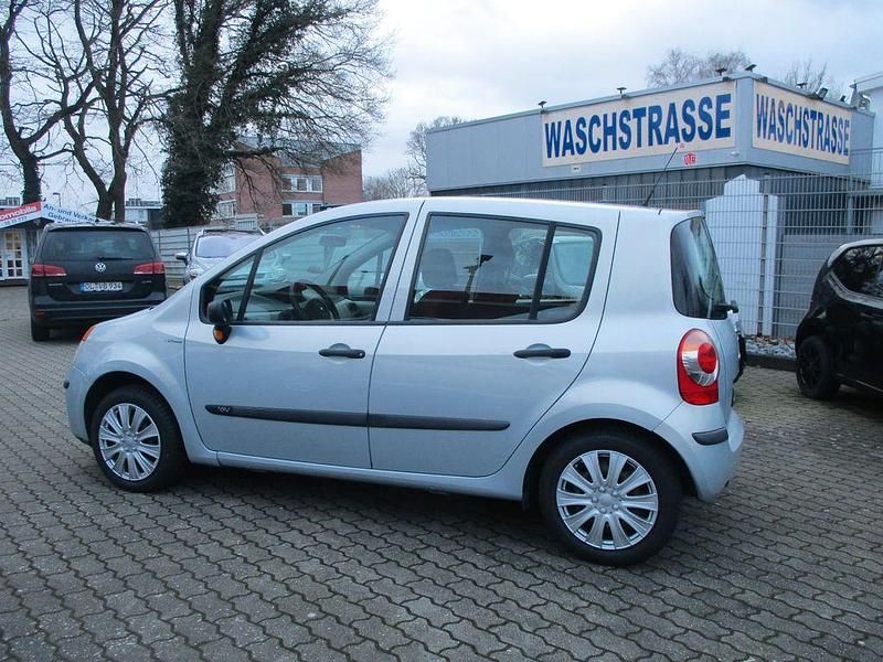 Gebraucht Renault Modus 75 PS (55 kW) 2005 Grau Van / Kleinbus