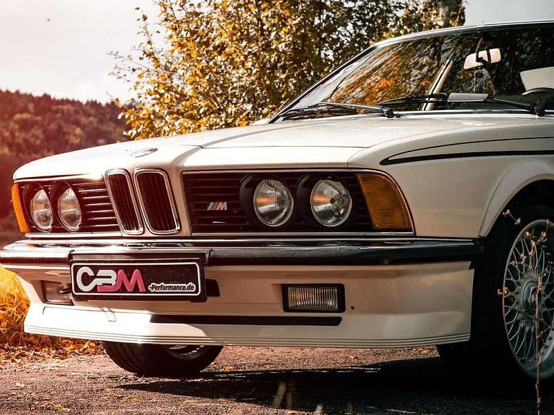 Weiß Gebraucht 1984 BMW M635 Coupé | 65.900 € - Bild 1/4