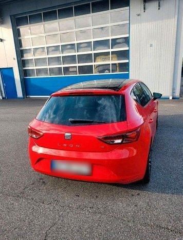 Gebraucht Seat Leon Style 105 PS (77 kW) 2013 Rot Limousine