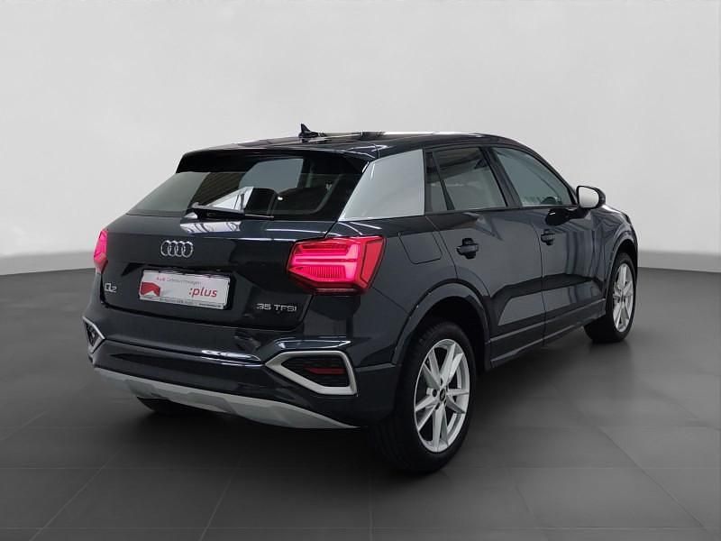 Neu Audi Q2 Advanced 150 PS (110 kW) 2026 Grau SUV