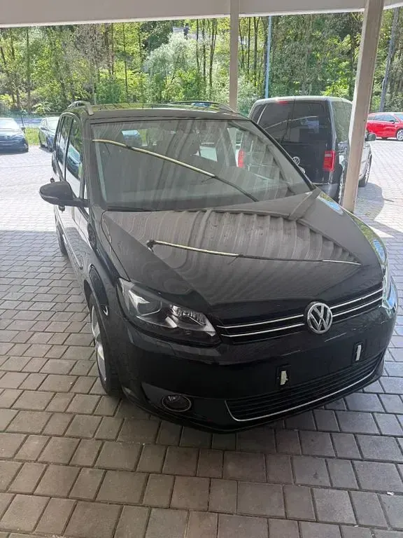 Gebraucht VW Touran Highline 140 PS (102 kW) 2012 Schwarz Van / Kleinbus