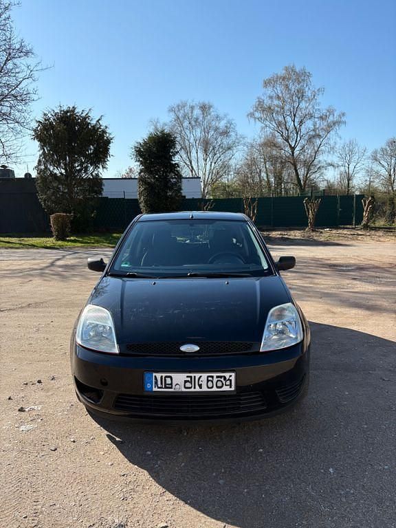 Gebraucht Ford Fiesta 69 PS (50 kW) 2005 Schwarz Kleinwagen