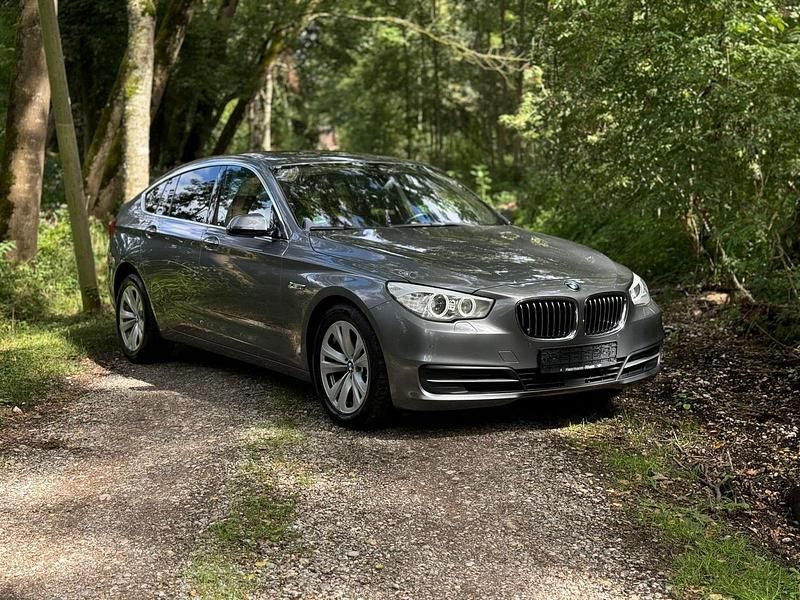Gebraucht BMW 530 258 PS (189 kW) 2015 Silber Limousine