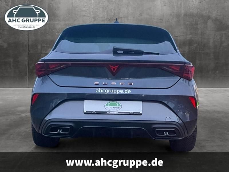 Nouă Cupra Leon 150 CP (110 kW) 2025 Gri Berlinǎ