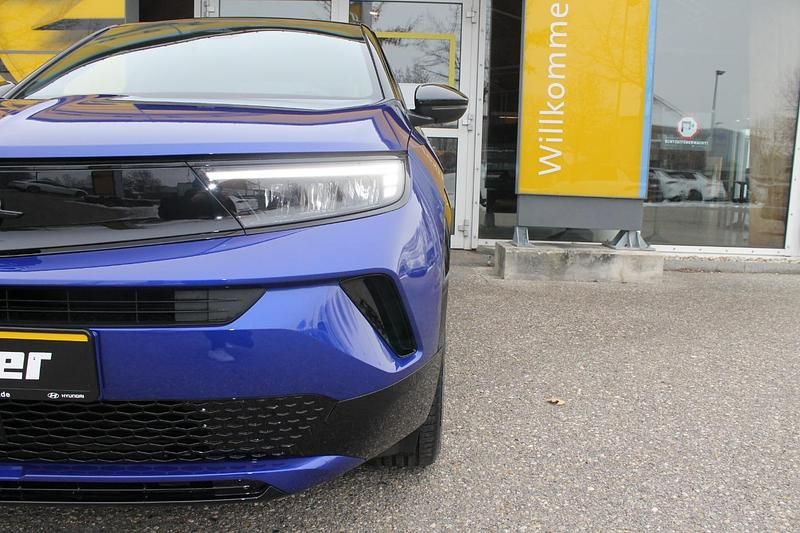 Gebraucht Opel Mokka 145 PS (106 kW) 2026 Kolibri blau SUV