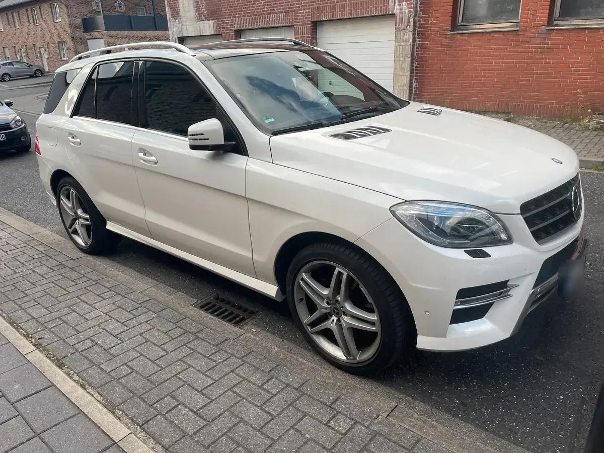 Gebraucht Mercedes ML500 408 PS (300 kW) 2013 Weiß SUV