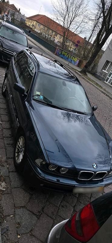 Gebraucht BMW 530 218 PS (160 kW) 2003 Blau Kombi