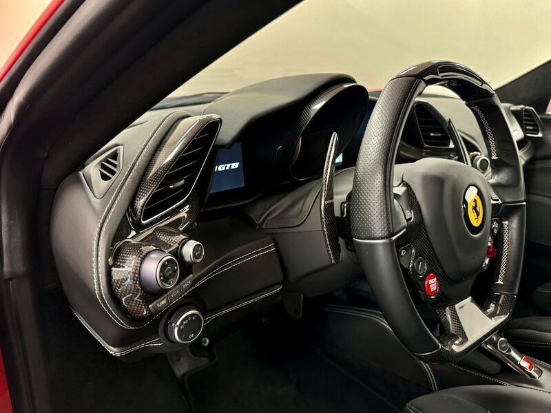 Gebraucht Ferrari 488 669 PS (492 kW) 2017 Rot Coupé