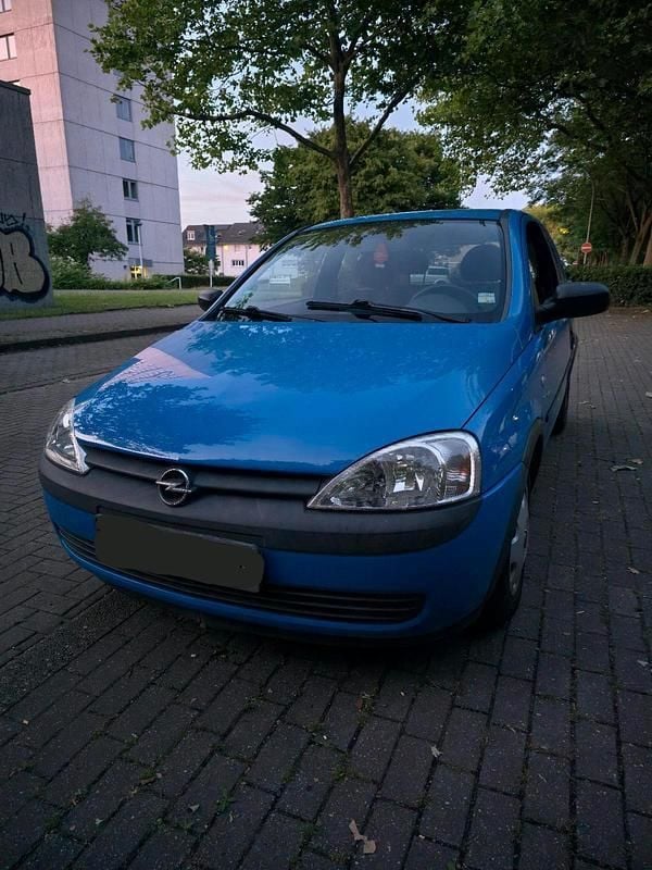 Blau Gebraucht 2001 Opel Corsa Kleinwagen | 700 € (Guter Preis) - Bild 1/4
