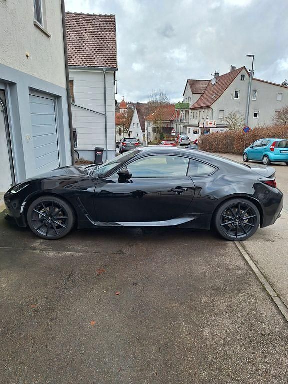 Gebraucht Toyota GR86 234 PS (172 kW) 2024 Schwarz Coupé