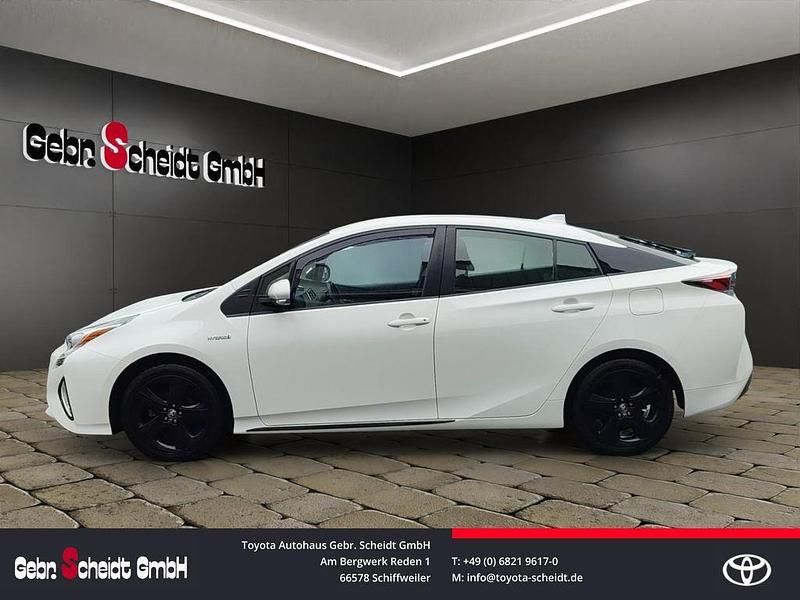 Gebraucht Toyota Prius Comfort 122 PS (89 kW) 2018 Super white 2 Kleinwagen