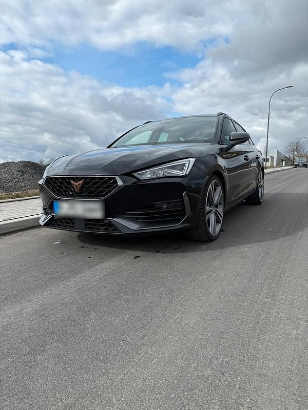 Gebraucht Cupra Leon VZ 310 PS (228 kW) 2022 Schwarz Kombi