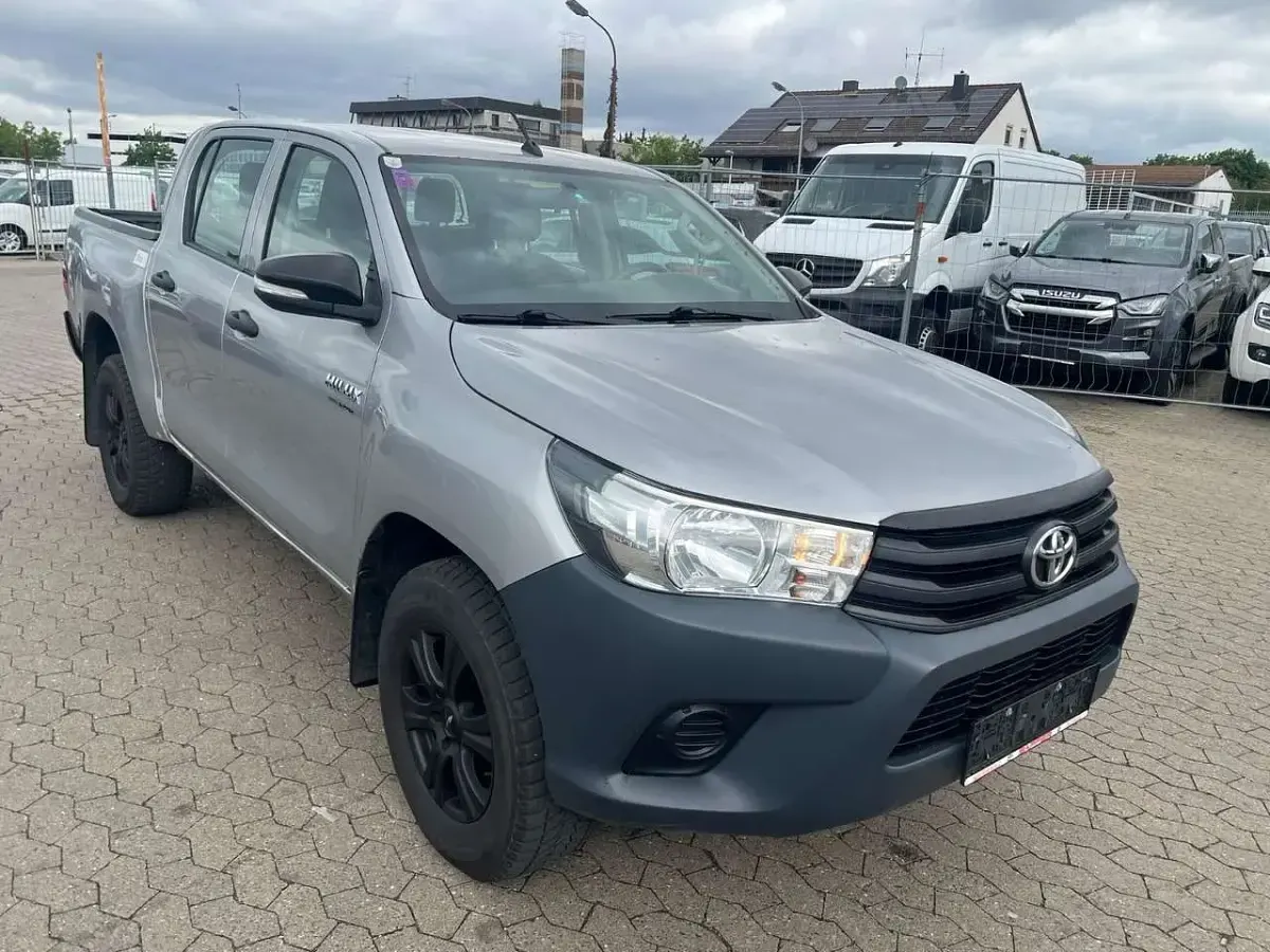 Gebraucht Toyota HiLux 2017 Grau Pickup