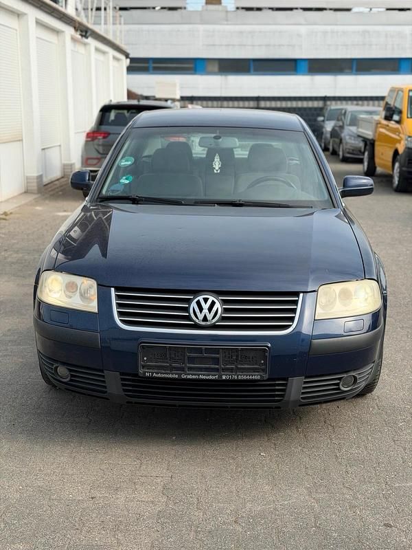 Gebraucht VW Passat 130 PS (95 kW) 2003 Blau Limousine