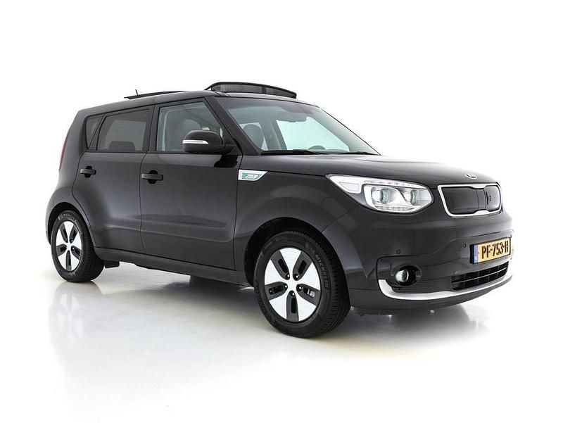 Schwarz Gebraucht 2017 Kia Soul EV Plus SUV | 13.446 € - Bild 1/4