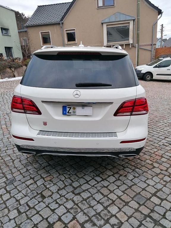 Gebraucht Mercedes GLE350 258 PS (189 kW) 2016 Weiß SUV