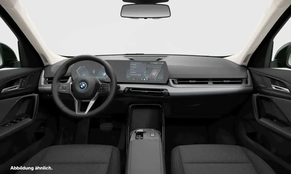 Neu BMW iX1 Performance 230 kW (313 PS) 2026 Schwarz SUV