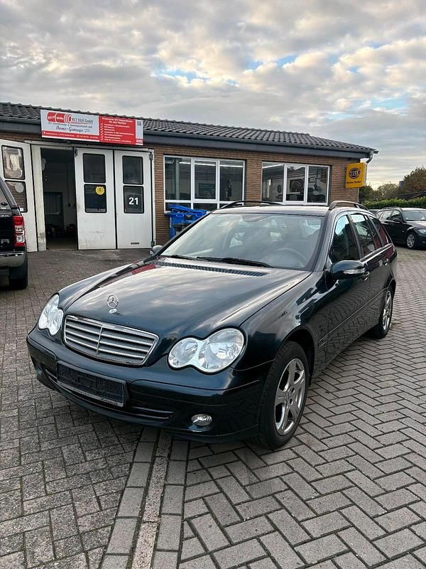 Blau Gebraucht 2005 Mercedes C200 Kombi | 1.900 € (Fairer Preis) - Bild 1/4