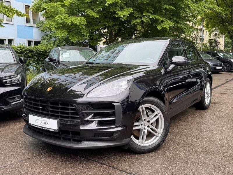 Schwarz Gebraucht 2021 Porsche Macan S SUV | 64.799 € (Teuer) - Bild 1/4