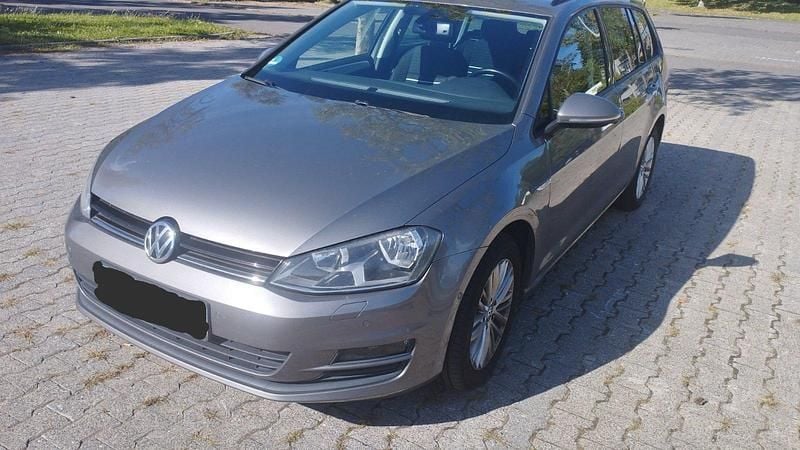 Silber Gebraucht 2015 VW Golf VII Cup Kombi | 8.200 € (Superpreis) - Bild 1/4