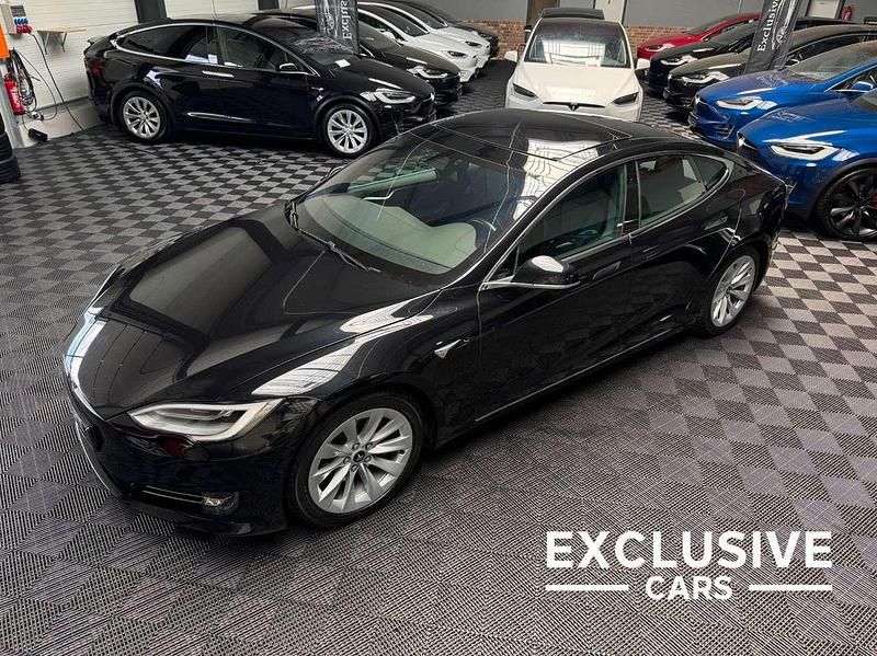 Obsidian black metallic Gebraucht 2017 Tesla Model S Limousine | 24.750 € (Etwas zu teuer) - Bild 1/4