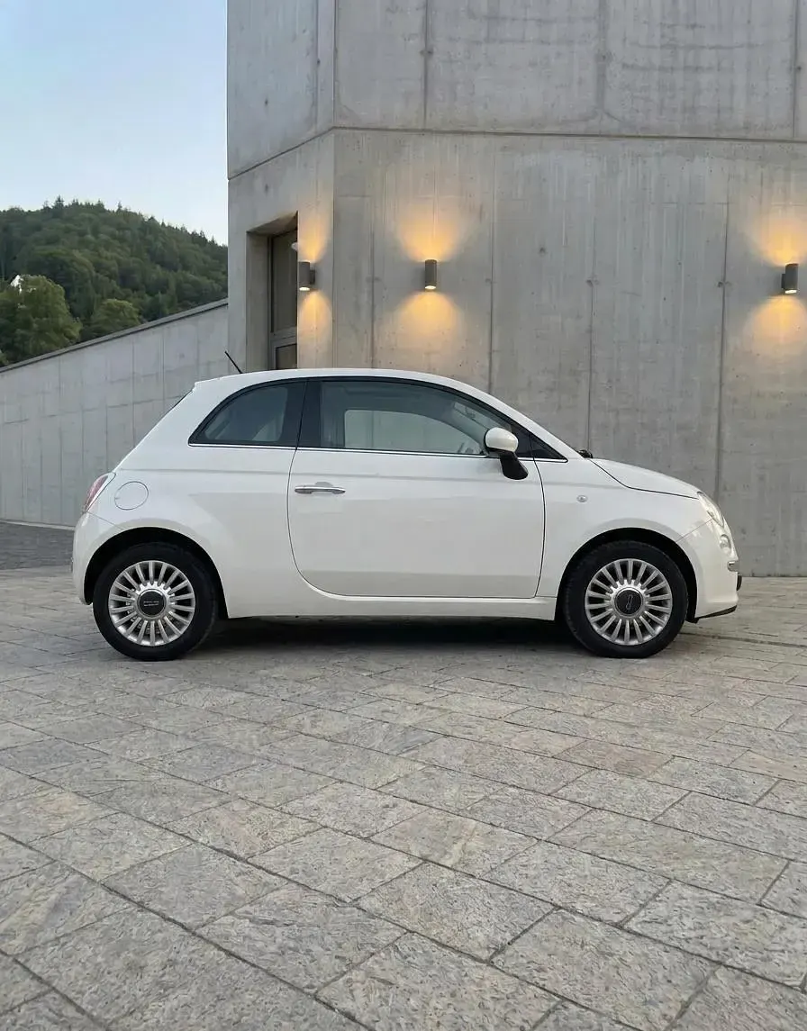 Gebraucht Fiat 500 69 PS (50 kW) 2012 Weiß Kleinwagen