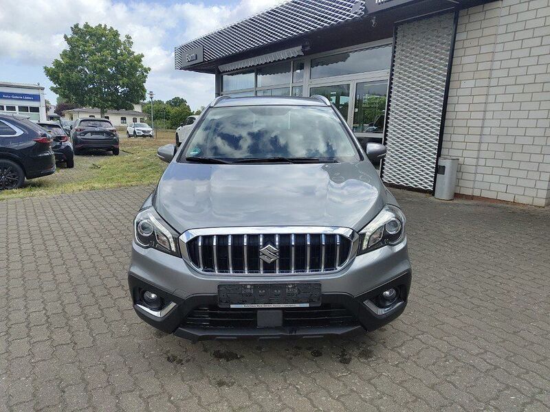 Grau Gebraucht 2018 Suzuki SX4 S-Cross Comfort SUV | 12.990 € (Fairer Preis) - Bild 1/4