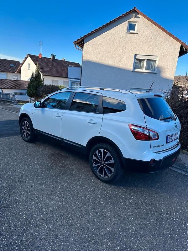Gebraucht Nissan Qashqai +2 141 PS (103 kW) 2011 Weiß SUV