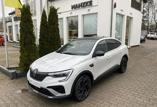 Gebraucht Renault Arkana Techno 143 PS (105 kW) 2024 Kyanitweiß metallic SUV