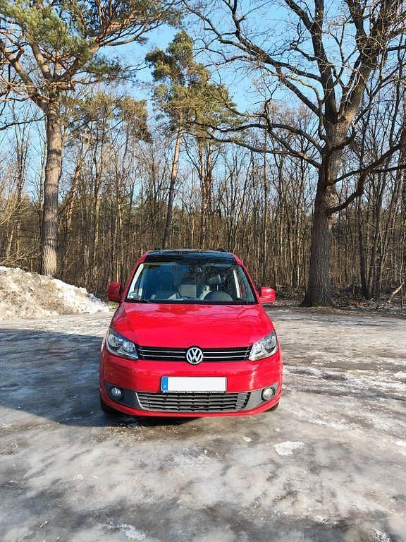 Gebraucht VW Caddy Edition 105 PS (77 kW) 2012 Rot Van / Kleinbus