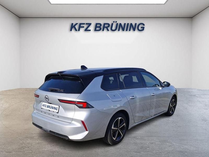 Gebraucht Opel Astra 131 PS (96 kW) 2025 Silber Limousine