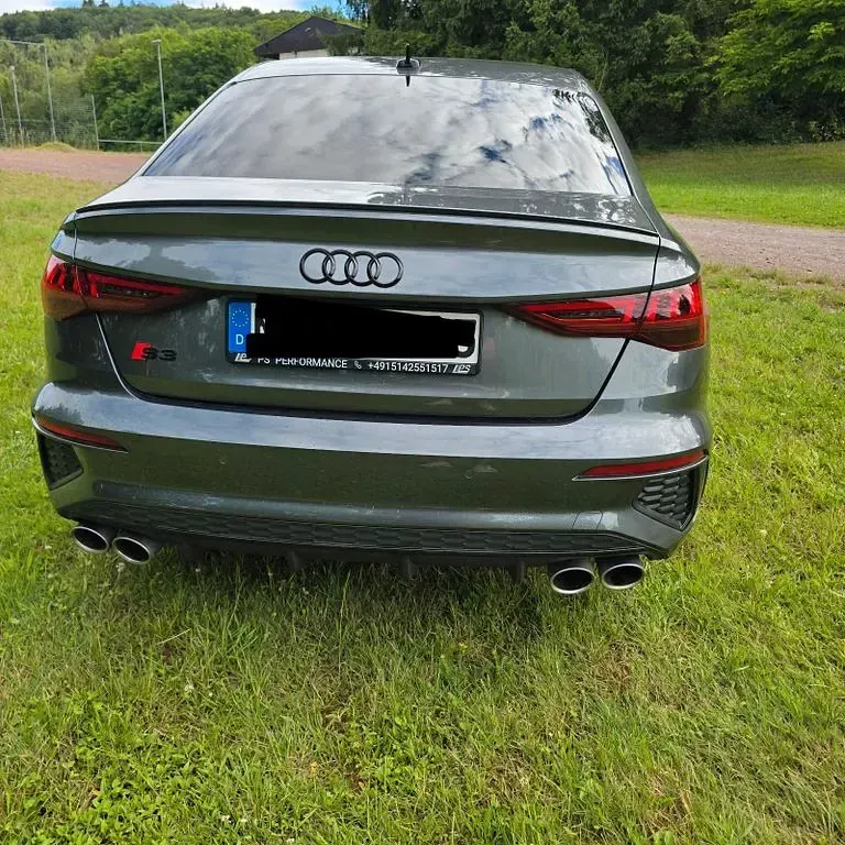 Gebraucht Audi S3 Sport 310 PS (228 kW) 2022 Grau Limousine