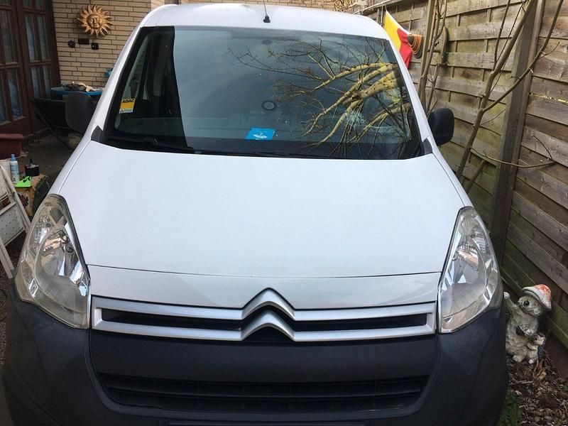 Gebraucht Citroën Berlingo 99 PS (72 kW) 2018 Weiß Van / Kleinbus