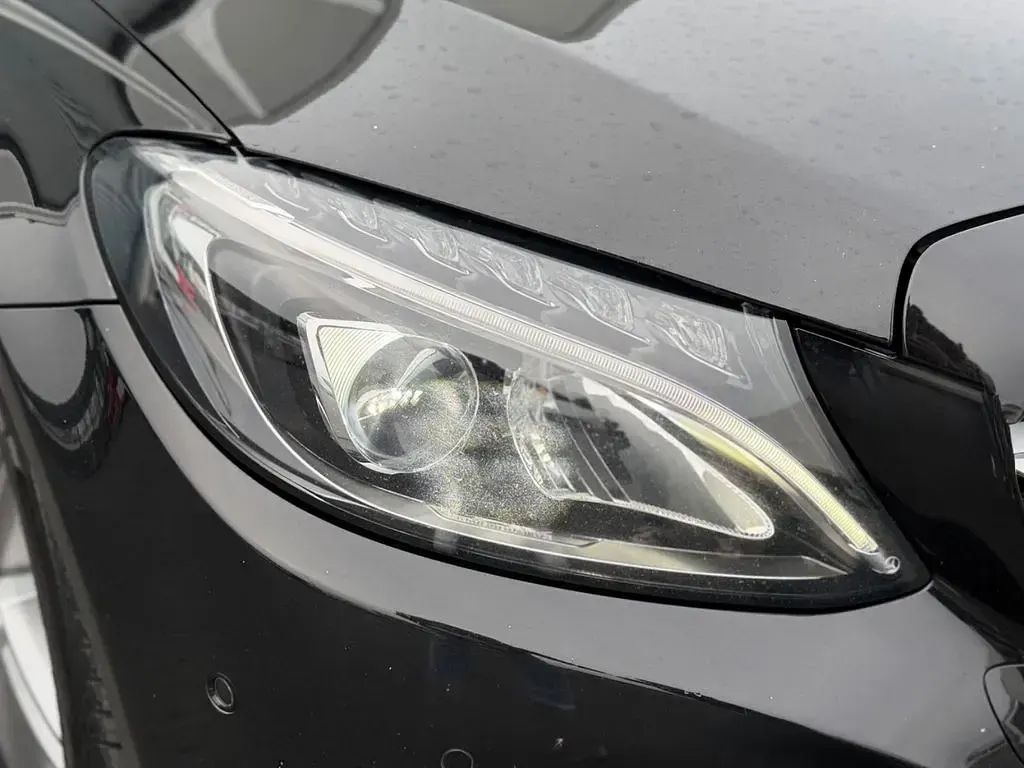 Second-hand Mercedes C220 Avantgarde 170 CP (125 kW) 2016 Negru Berlinǎ