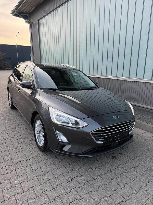 Gebraucht Ford Focus 125 PS (91 kW) 2019 Grau Kombi