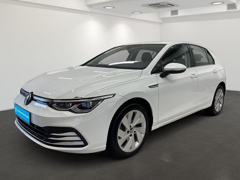 Gebraucht VW Golf VIII Style 190 PS (139 kW) 2022 Weiß Limousine