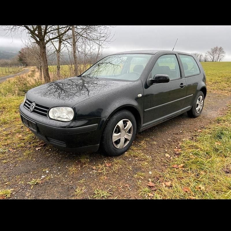 Gebraucht VW Golf 75 PS (55 kW) 2001 Schwarz Coupé