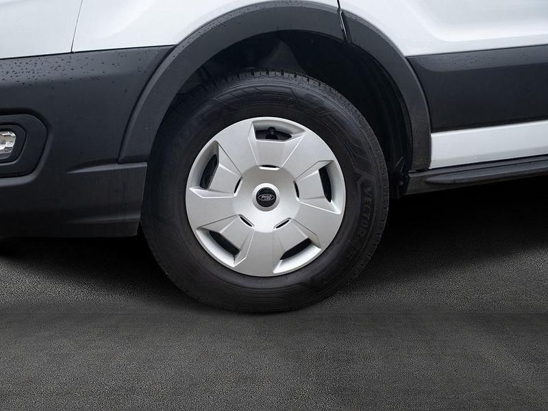 Gebraucht Ford Transit Trend 131 PS (96 kW) 2024 Frozen white