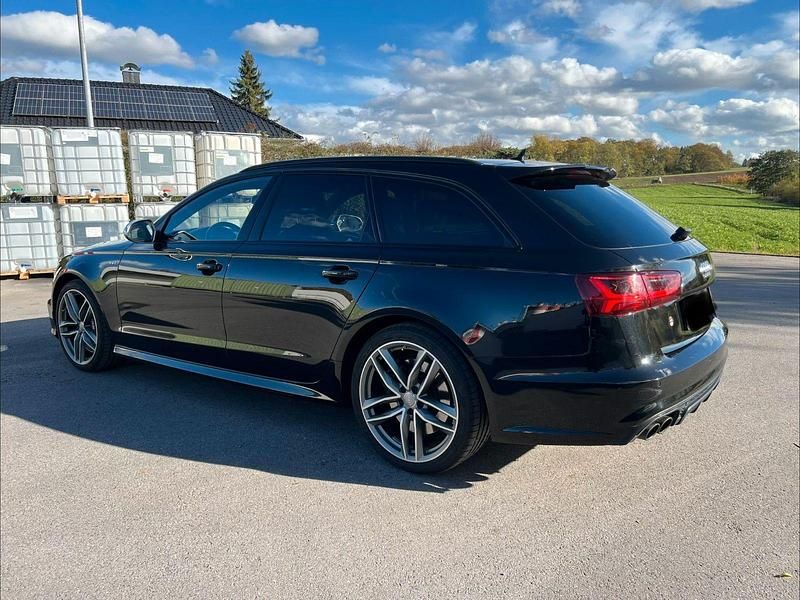 Gebraucht Audi S6 Ambiente 549 PS (403 kW) 2017 Schwarz Kombi