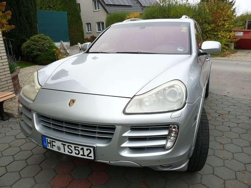 Silber Gebraucht 2008 Porsche Cayenne S SUV | 16.800 € (Etwas zu teuer) - Bild 1/4