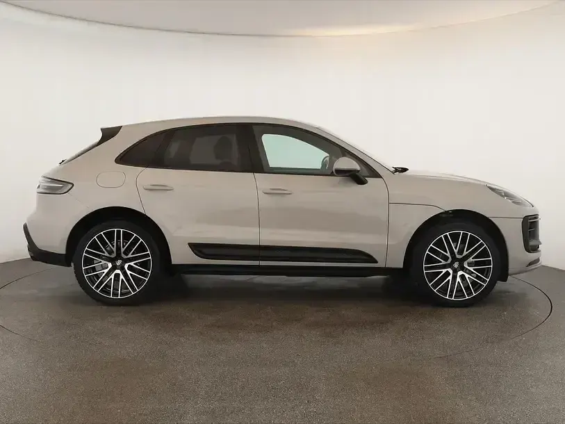 Gebraucht Porsche Macan 265 PS (194 kW) 2022 Kreide SUV