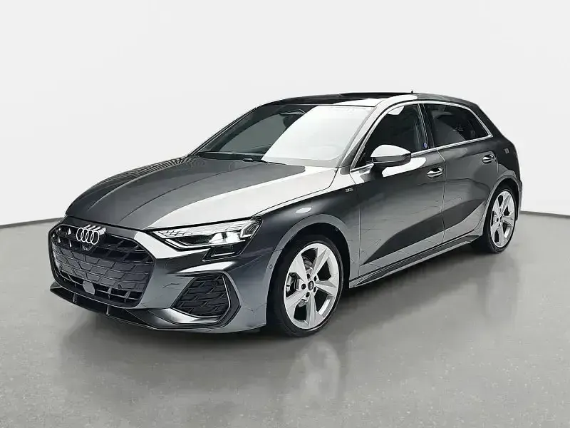 Używany Audi A3 S-Line 150 KM (110 kW) 2025 Szary Sedan/Limuzyna