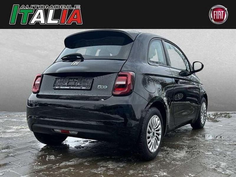 Gebraucht Fiat 500e Action 69 kW (95 PS) 2022 Schwarz Limousine