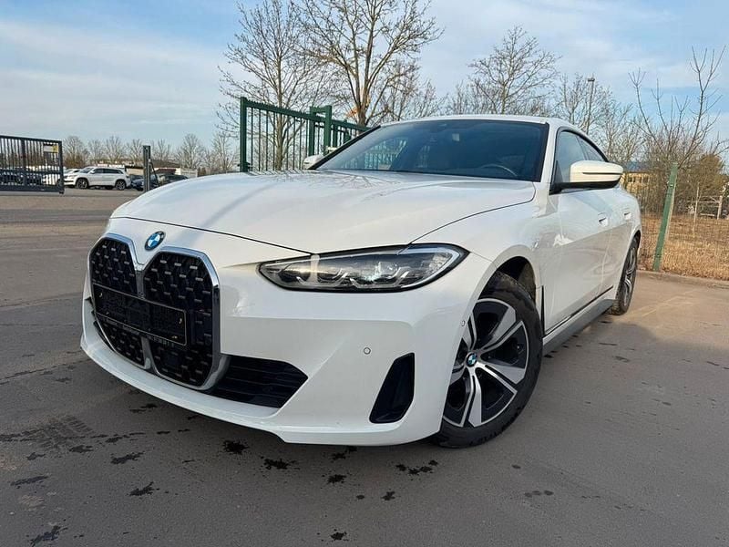 Gebraucht BMW 420 Sport Line 190 PS (139 kW) 2022 Weiß Coupé