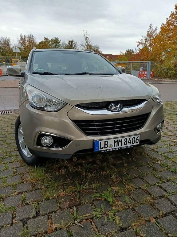 Gebraucht Hyundai ix35 Comfort 163 PS (119 kW) 2010 Grau SUV